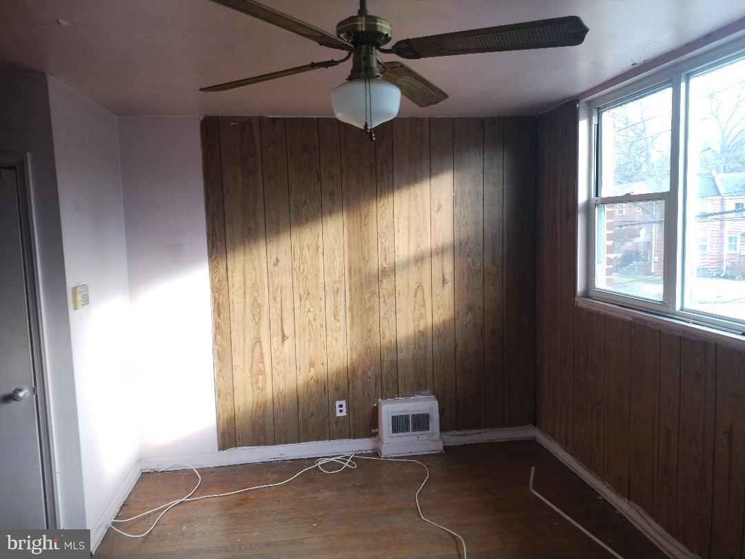 38 SHERIDAN ST NE, WASHINGTON, District Of Columbia 20011, 3 Bedrooms Bedrooms, 6 Rooms Rooms,1 BathroomBathrooms,Residential,For sale,38 SHERIDAN ST NE,DCDC2241724 MLS # DCDC2241724