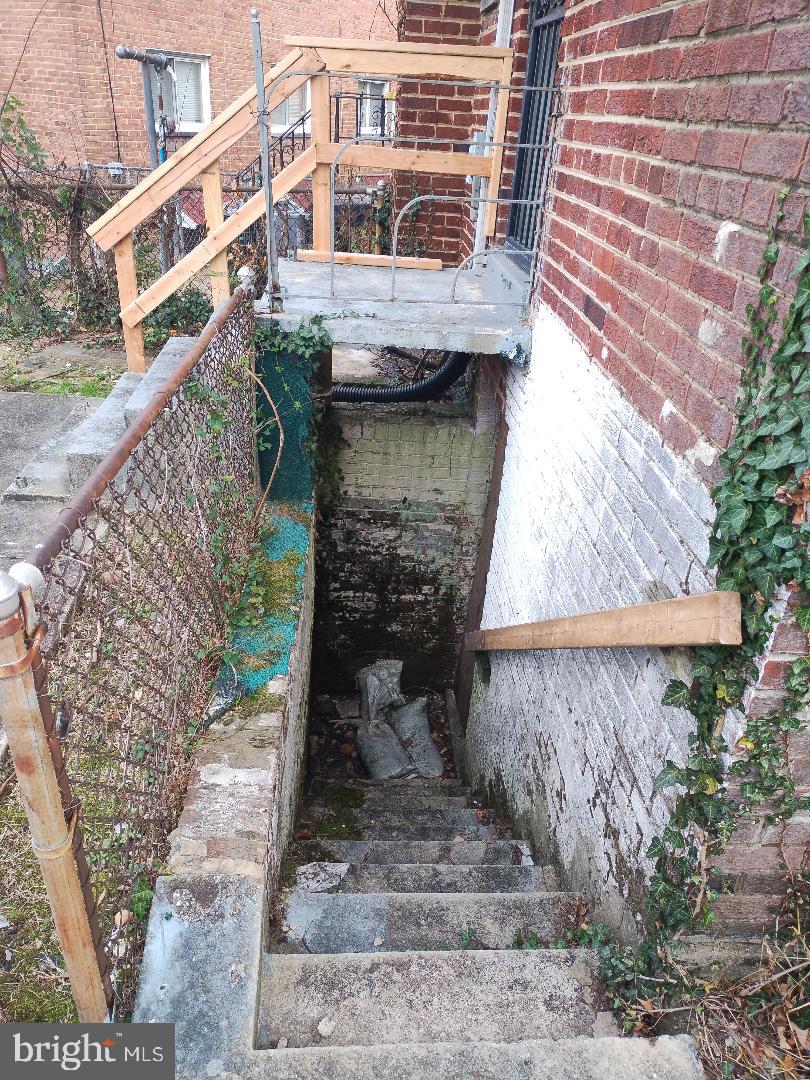 38 SHERIDAN ST NE, WASHINGTON, District Of Columbia 20011, 3 Bedrooms Bedrooms, 6 Rooms Rooms,1 BathroomBathrooms,Residential,For sale,38 SHERIDAN ST NE,DCDC2241724 MLS # DCDC2241724