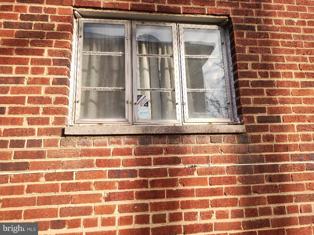 38 SHERIDAN ST NE, WASHINGTON, District Of Columbia 20011, 3 Bedrooms Bedrooms, 6 Rooms Rooms,1 BathroomBathrooms,Residential,For sale,38 SHERIDAN ST NE,DCDC2241724 MLS # DCDC2241724