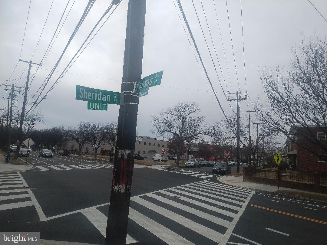 38 SHERIDAN ST NE, WASHINGTON, District Of Columbia 20011, 3 Bedrooms Bedrooms, 6 Rooms Rooms,1 BathroomBathrooms,Residential,For sale,38 SHERIDAN ST NE,DCDC2241724 MLS # DCDC2241724