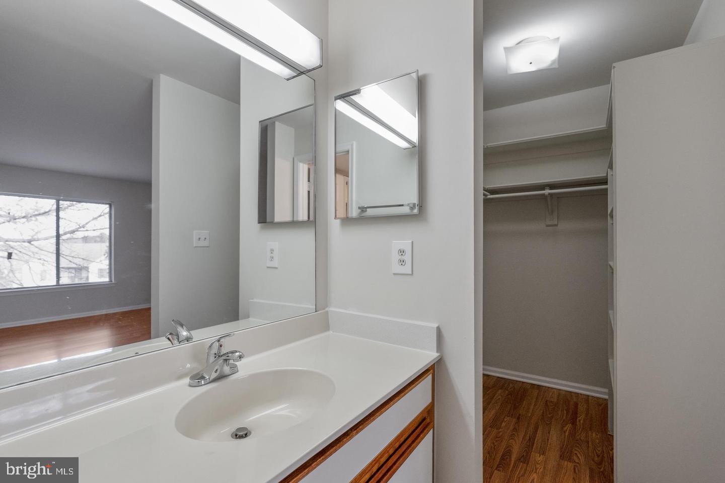 8383 BUTTRESS LN #302, MANASSAS, Virginia 20110, 2 Bedrooms Bedrooms, 3 Rooms Rooms,1 BathroomBathrooms,Residential,For sale,8383 BUTTRESS LN #302,VAMN2009968 MLS # VAMN2009968 8383 BUTTRESS LN #302, MANASSAS, Virginia 20110, 2 Bedrooms Bedrooms, 3 Rooms Rooms,1 BathroomBathrooms,Residential,For sale,8383 BUTTRESS LN #302,VAMN2009968 MLS # VAMN2009968