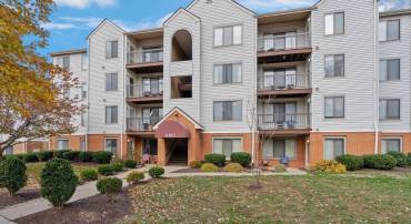 8383 BUTTRESS LN #302, MANASSAS, Virginia 20110, 2 Bedrooms Bedrooms, 3 Rooms Rooms,1 BathroomBathrooms,Residential,For sale,8383 BUTTRESS LN #302,VAMN2009968 MLS # VAMN2009968