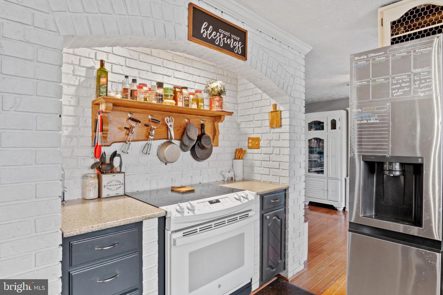 15500 LAUREL RIDGE RD, DUMFRIES, Virginia 22025, 3 Bedrooms Bedrooms, 13 Rooms Rooms,3 BathroomsBathrooms,Residential,For sale,15500 LAUREL RIDGE RD,VAPW2110866 MLS # VAPW2110866