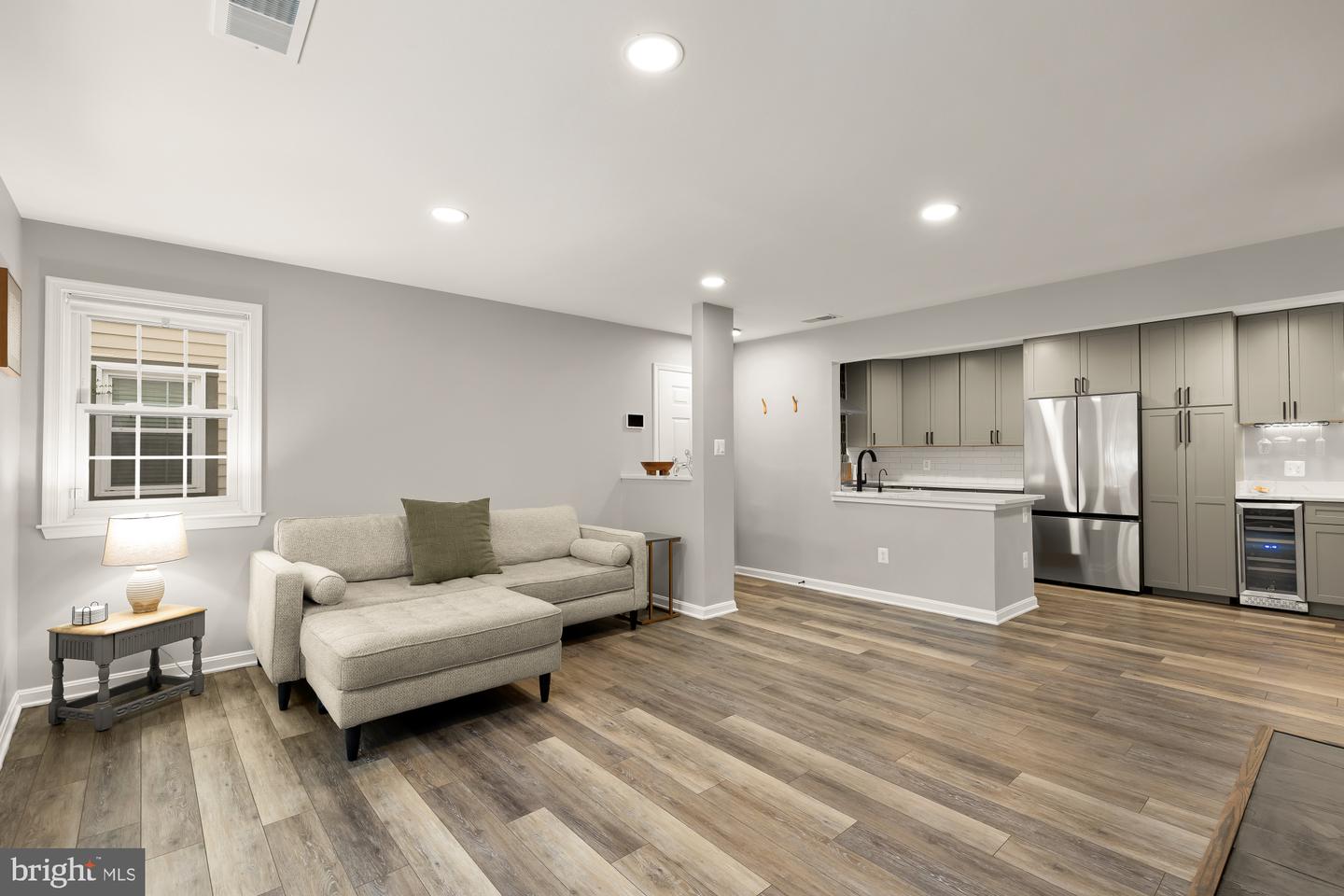 2221 LOVEDALE LN #202B, RESTON, Virginia 20191, 2 Bedrooms Bedrooms, ,1 BathroomBathrooms,Residential,For sale,2221 LOVEDALE LN #202B,VAFX2289828 MLS # VAFX2289828