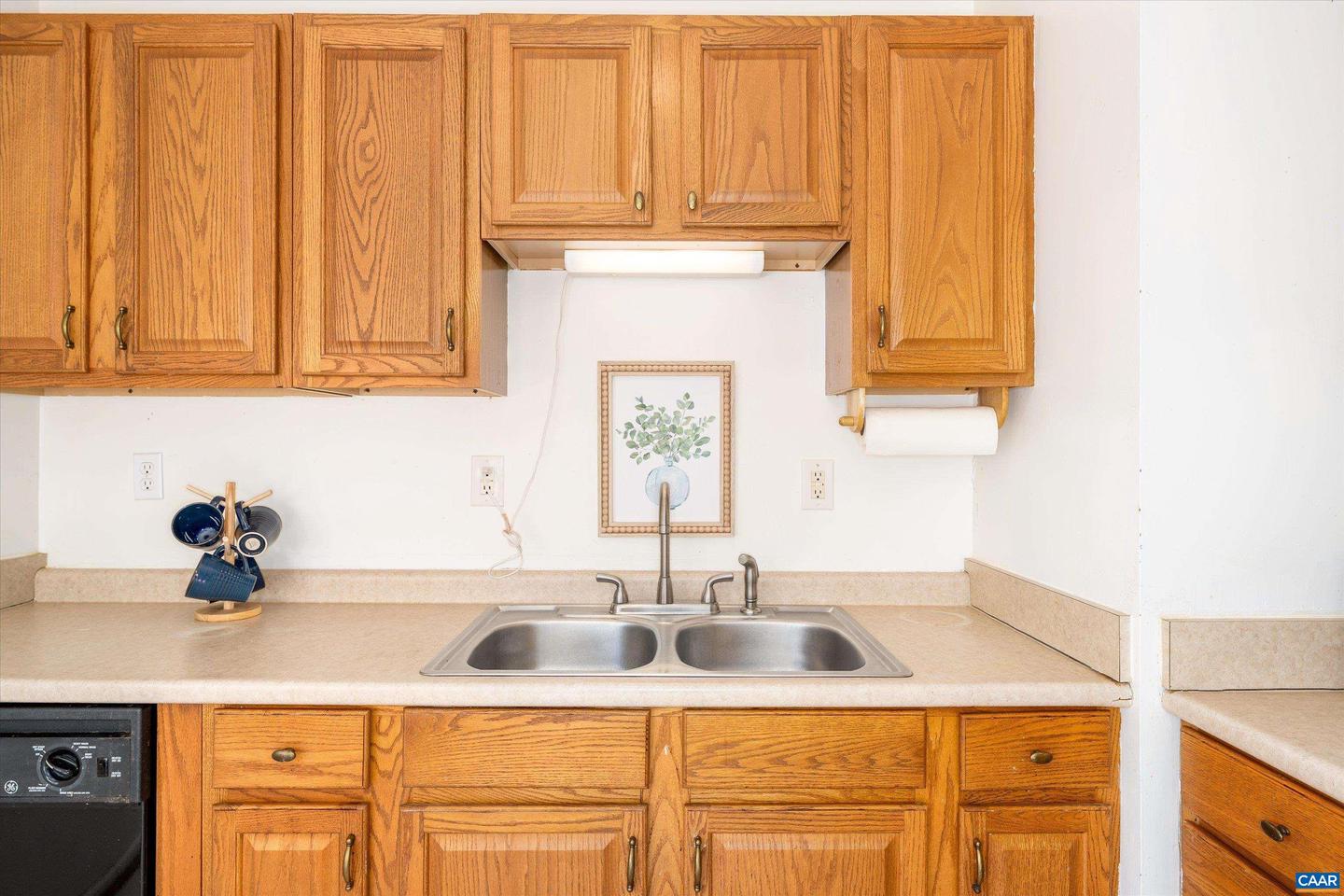 1204 HOLMES AVE, CHARLOTTESVILLE, Virginia 22901, 3 Bedrooms Bedrooms, ,2 BathroomsBathrooms,Residential,For sale,1204 HOLMES AVE,673171 MLS # 673171