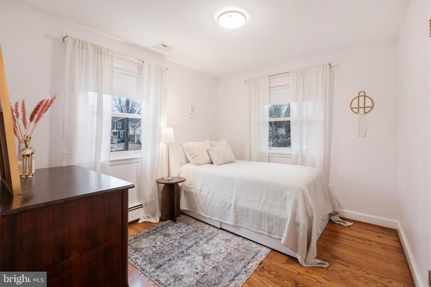 2504 KENILWORTH ST N, ARLINGTON, Virginia 22207, 3 Bedrooms Bedrooms, ,2 BathroomsBathrooms,Residential,For sale,2504 KENILWORTH ST N,VAAR2068734 MLS # VAAR2068734