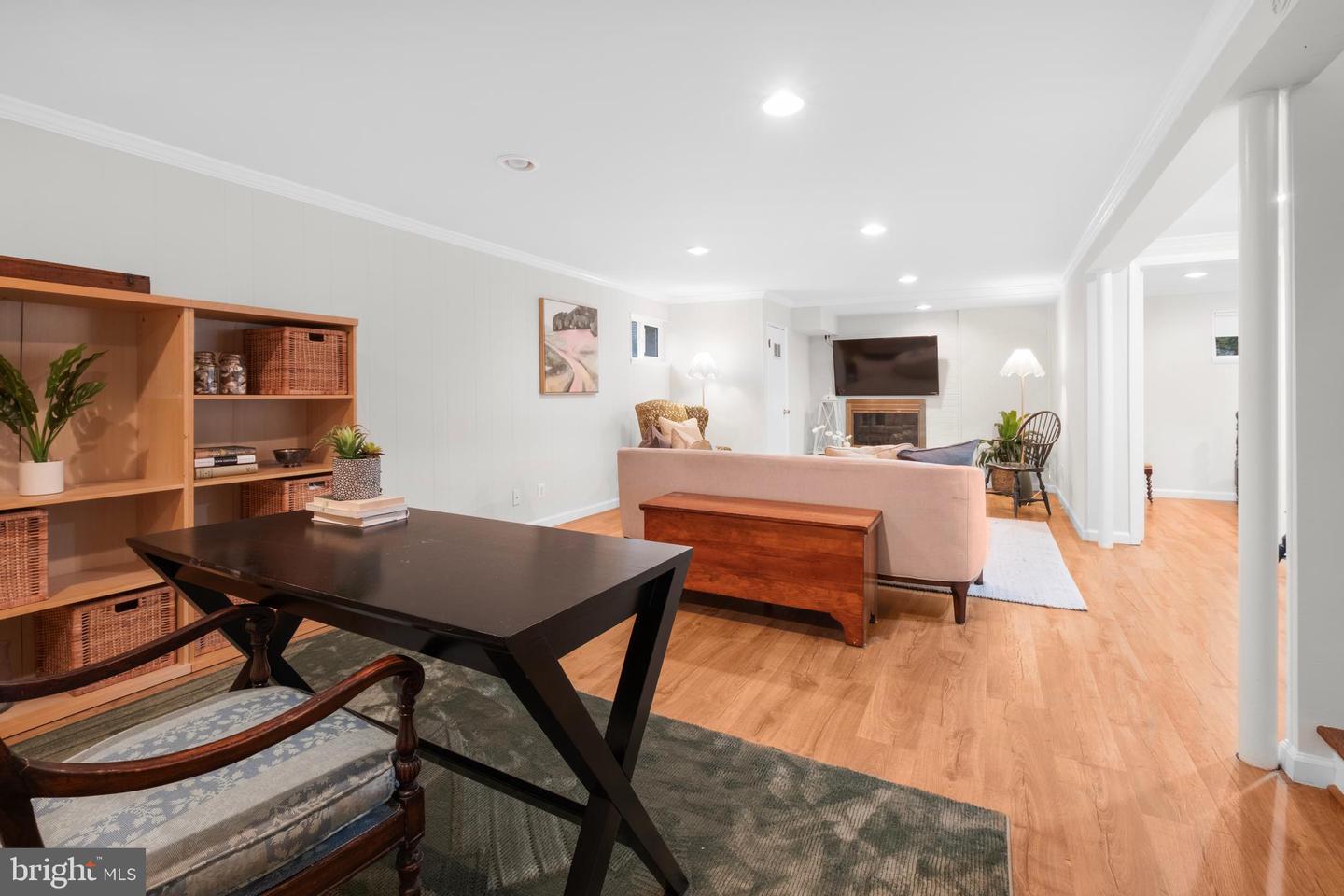 2504 KENILWORTH ST N, ARLINGTON, Virginia 22207, 3 Bedrooms Bedrooms, ,2 BathroomsBathrooms,Residential,For sale,2504 KENILWORTH ST N,VAAR2068734 MLS # VAAR2068734