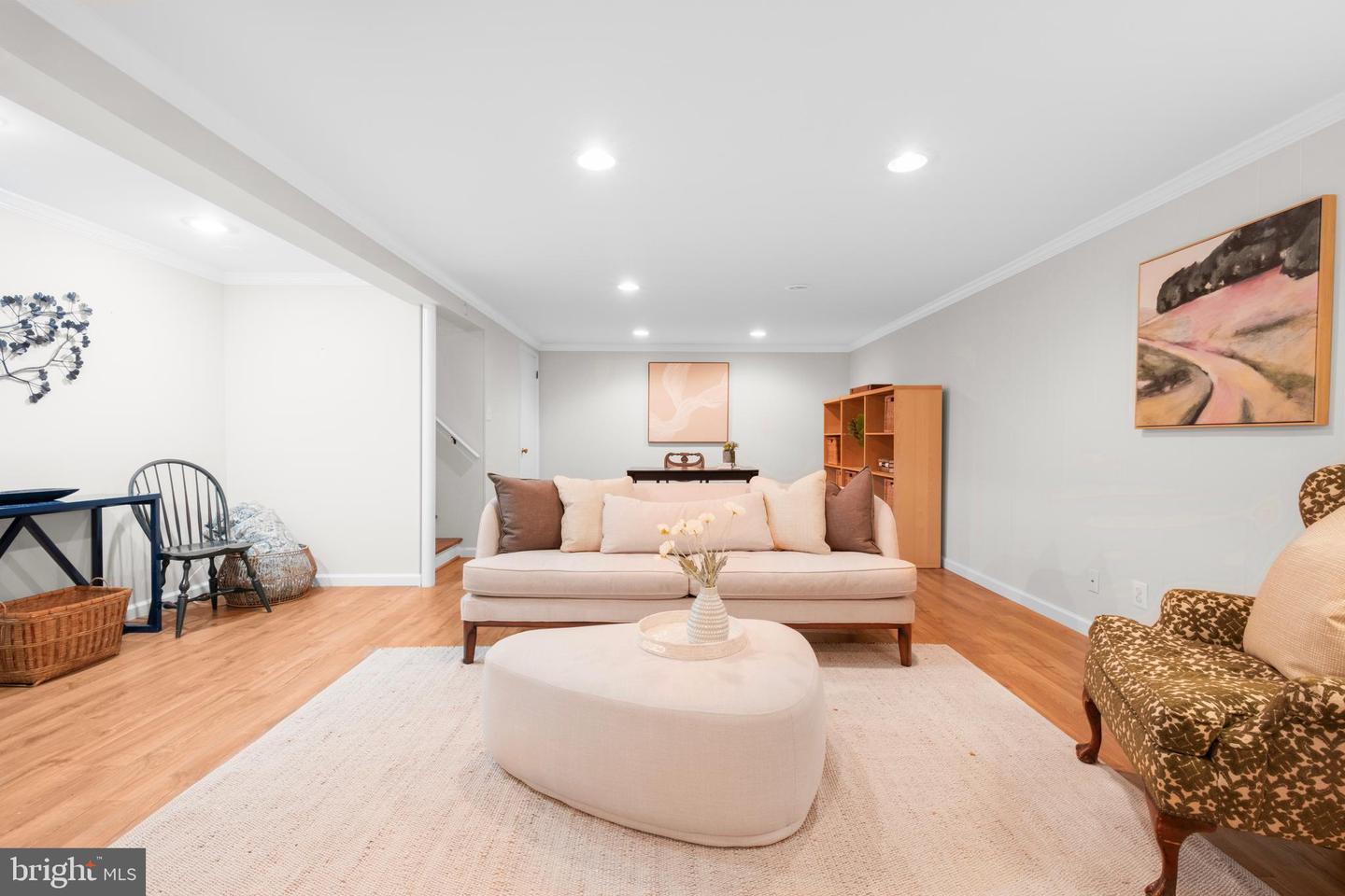 2504 KENILWORTH ST N, ARLINGTON, Virginia 22207, 3 Bedrooms Bedrooms, ,2 BathroomsBathrooms,Residential,For sale,2504 KENILWORTH ST N,VAAR2068734 MLS # VAAR2068734