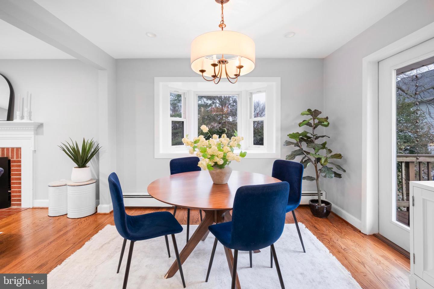 2504 KENILWORTH ST N, ARLINGTON, Virginia 22207, 3 Bedrooms Bedrooms, ,2 BathroomsBathrooms,Residential,For sale,2504 KENILWORTH ST N,VAAR2068734 MLS # VAAR2068734