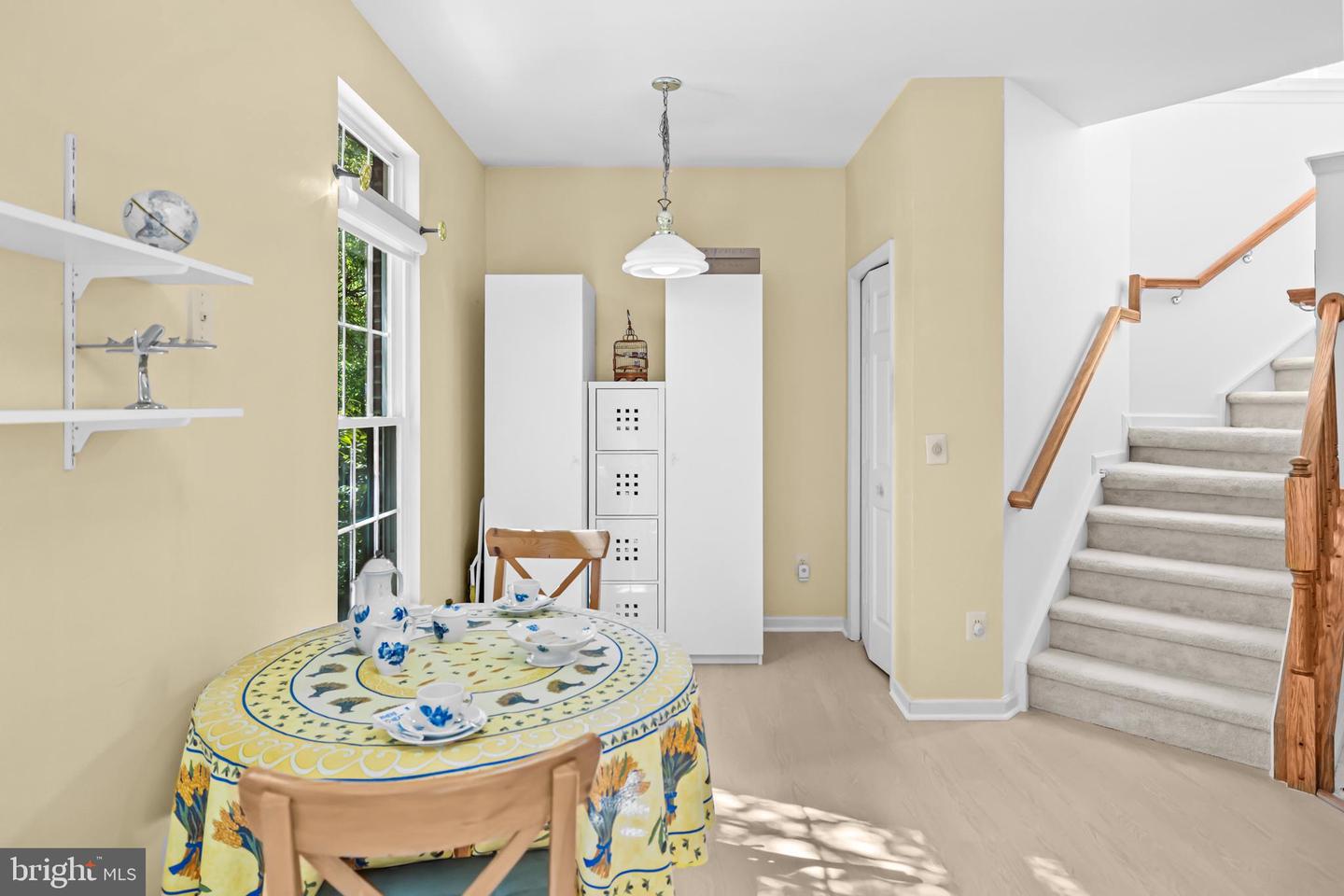 4925 WAPLE LN, ALEXANDRIA, Virginia 22304, 3 Bedrooms Bedrooms, ,2 BathroomsBathrooms,Residential,For sale,4925 WAPLE LN,VAAX2054158 MLS # VAAX2054158