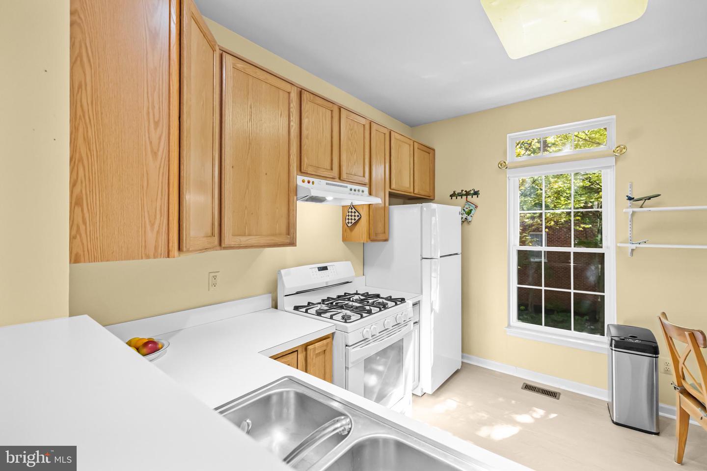 4925 WAPLE LN, ALEXANDRIA, Virginia 22304, 3 Bedrooms Bedrooms, ,2 BathroomsBathrooms,Residential,For sale,4925 WAPLE LN,VAAX2054158 MLS # VAAX2054158