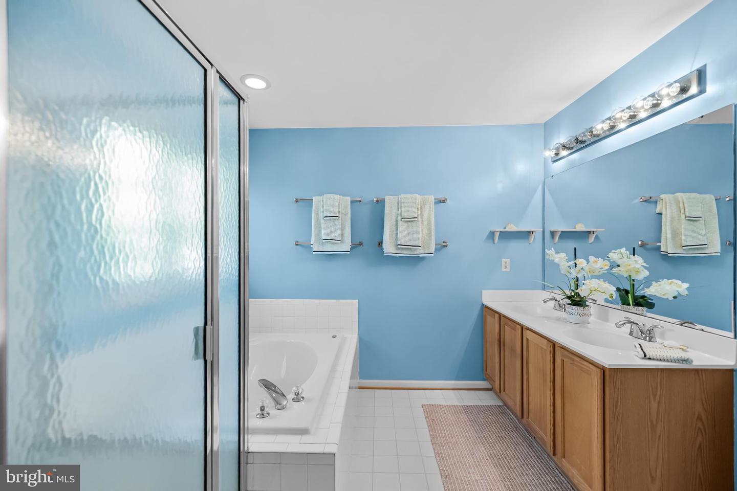 4925 WAPLE LN, ALEXANDRIA, Virginia 22304, 3 Bedrooms Bedrooms, ,2 BathroomsBathrooms,Residential,For sale,4925 WAPLE LN,VAAX2054158 MLS # VAAX2054158