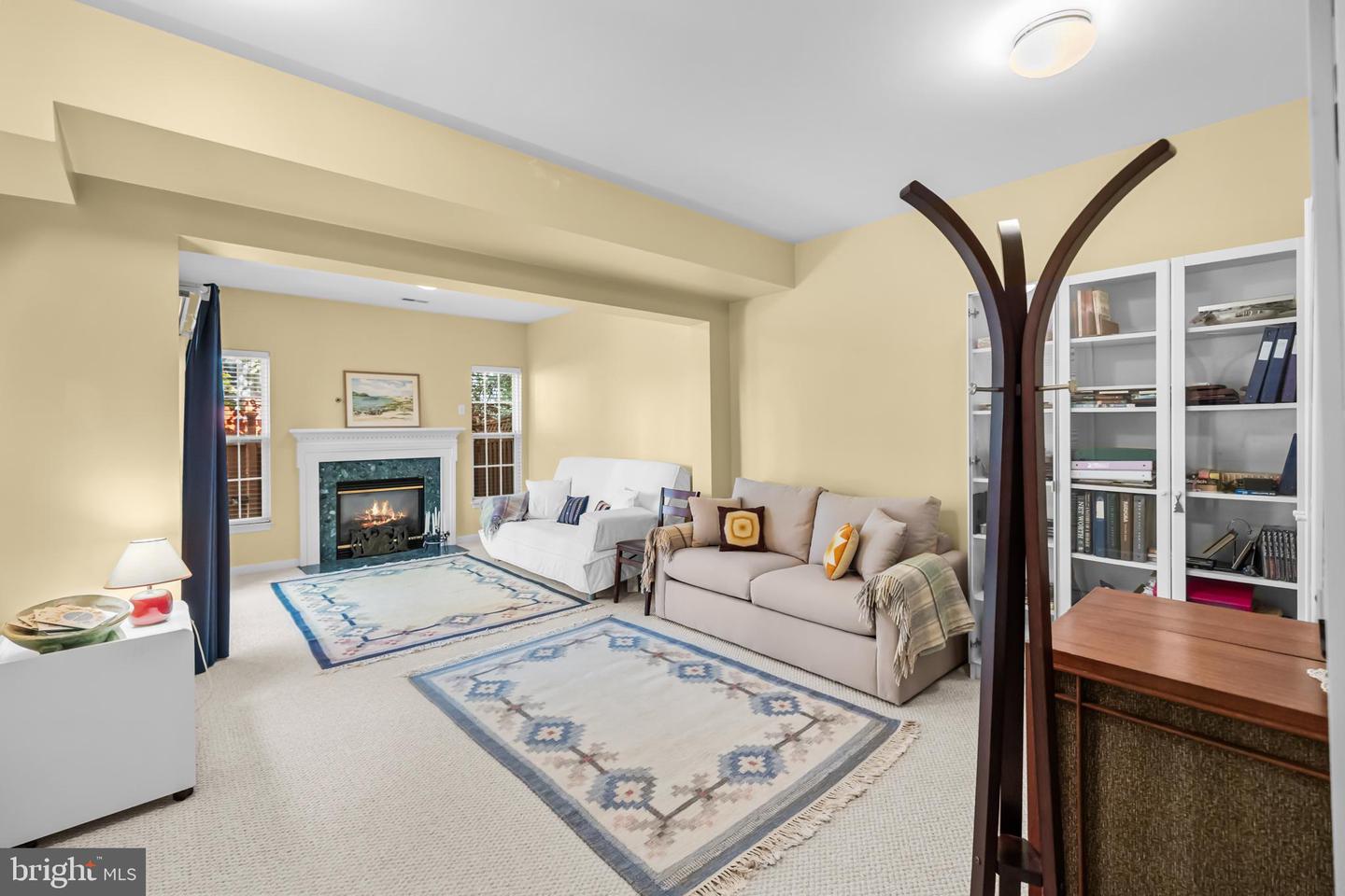 4925 WAPLE LN, ALEXANDRIA, Virginia 22304, 3 Bedrooms Bedrooms, ,2 BathroomsBathrooms,Residential,For sale,4925 WAPLE LN,VAAX2054158 MLS # VAAX2054158