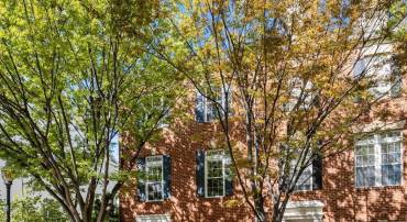 4925 WAPLE LN, ALEXANDRIA, Virginia 22304, 3 Bedrooms Bedrooms, ,2 BathroomsBathrooms,Residential,For sale,4925 WAPLE LN,VAAX2054158 MLS # VAAX2054158