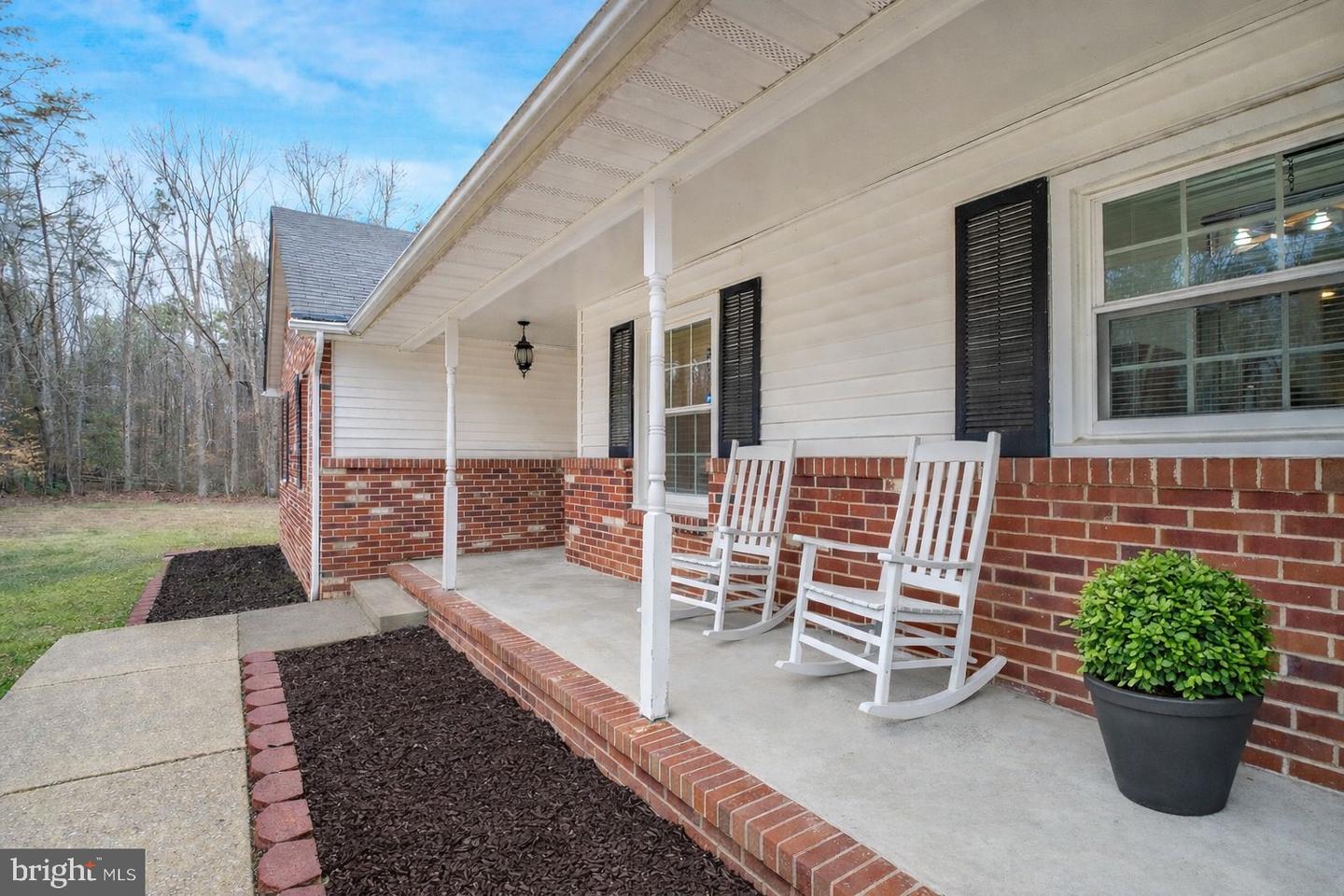 6113 RIDGE TREE RD, FREDERICKSBURG, Virginia 22407, 3 Bedrooms Bedrooms, ,2 BathroomsBathrooms,Residential,For sale,6113 RIDGE TREE RD,VASP2039348 MLS # VASP2039348