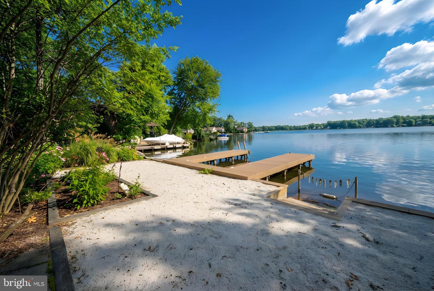 221 WAKEFIELD DR, LOCUST GROVE, Virginia 22508, 5 Bedrooms Bedrooms, 13 Rooms Rooms,3 BathroomsBathrooms,Residential,For sale,221 WAKEFIELD DR,VAOR2013346 MLS # VAOR2013346