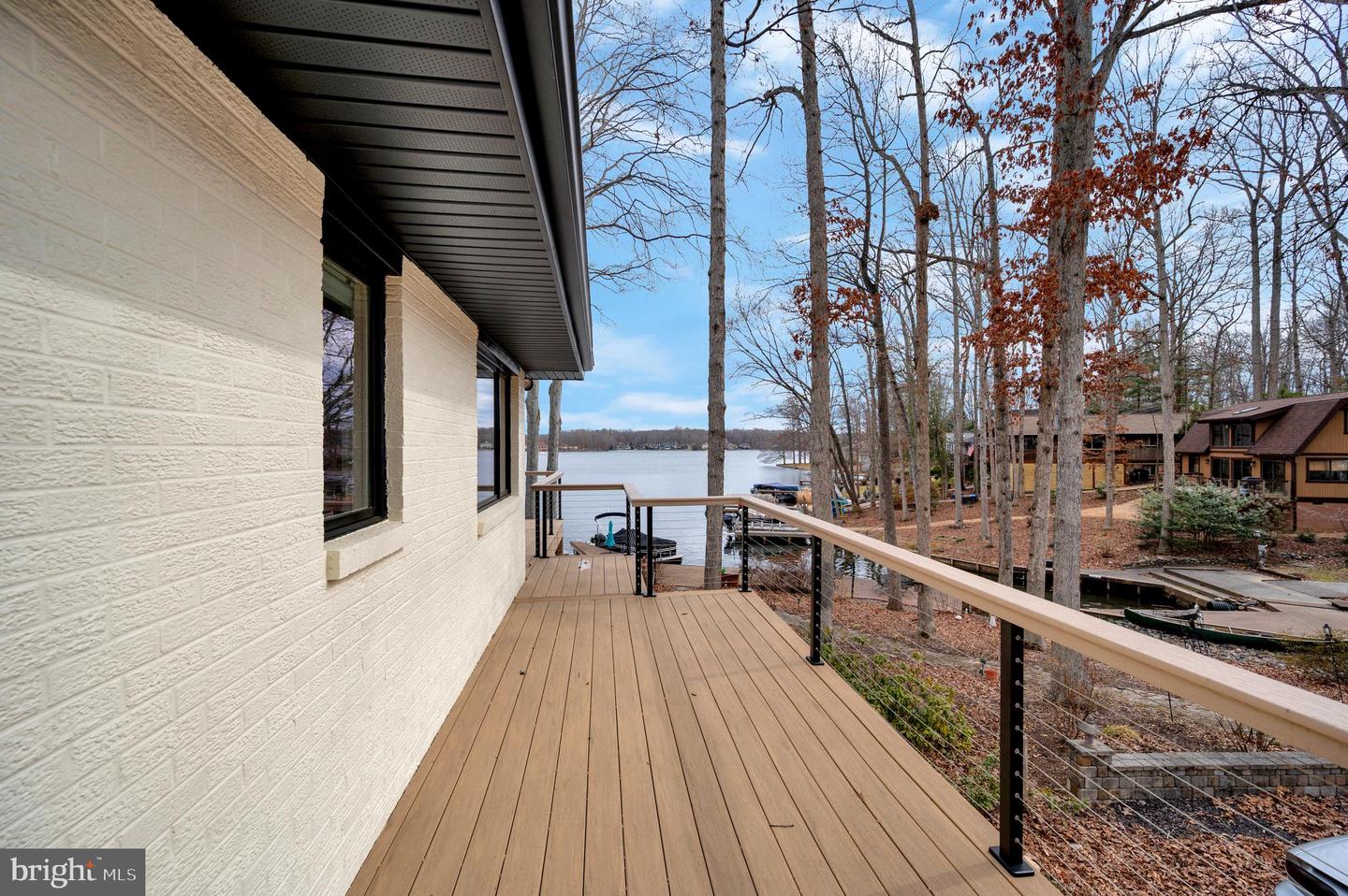 221 WAKEFIELD DR, LOCUST GROVE, Virginia 22508, 5 Bedrooms Bedrooms, 13 Rooms Rooms,3 BathroomsBathrooms,Residential,For sale,221 WAKEFIELD DR,VAOR2013346 MLS # VAOR2013346