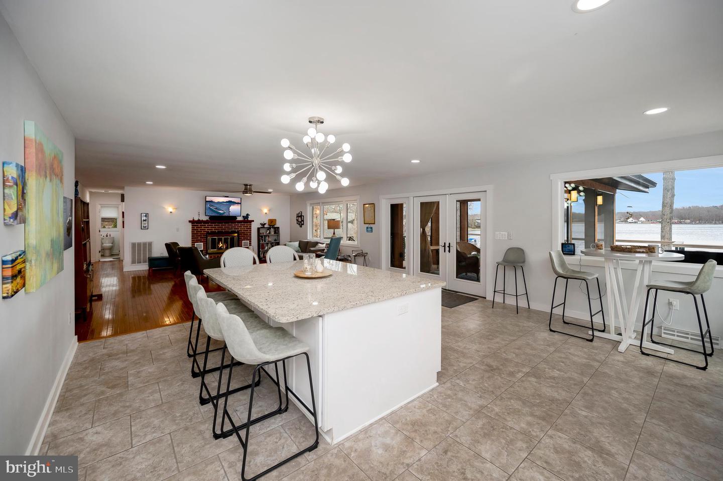 221 WAKEFIELD DR, LOCUST GROVE, Virginia 22508, 5 Bedrooms Bedrooms, 13 Rooms Rooms,3 BathroomsBathrooms,Residential,For sale,221 WAKEFIELD DR,VAOR2013346 MLS # VAOR2013346