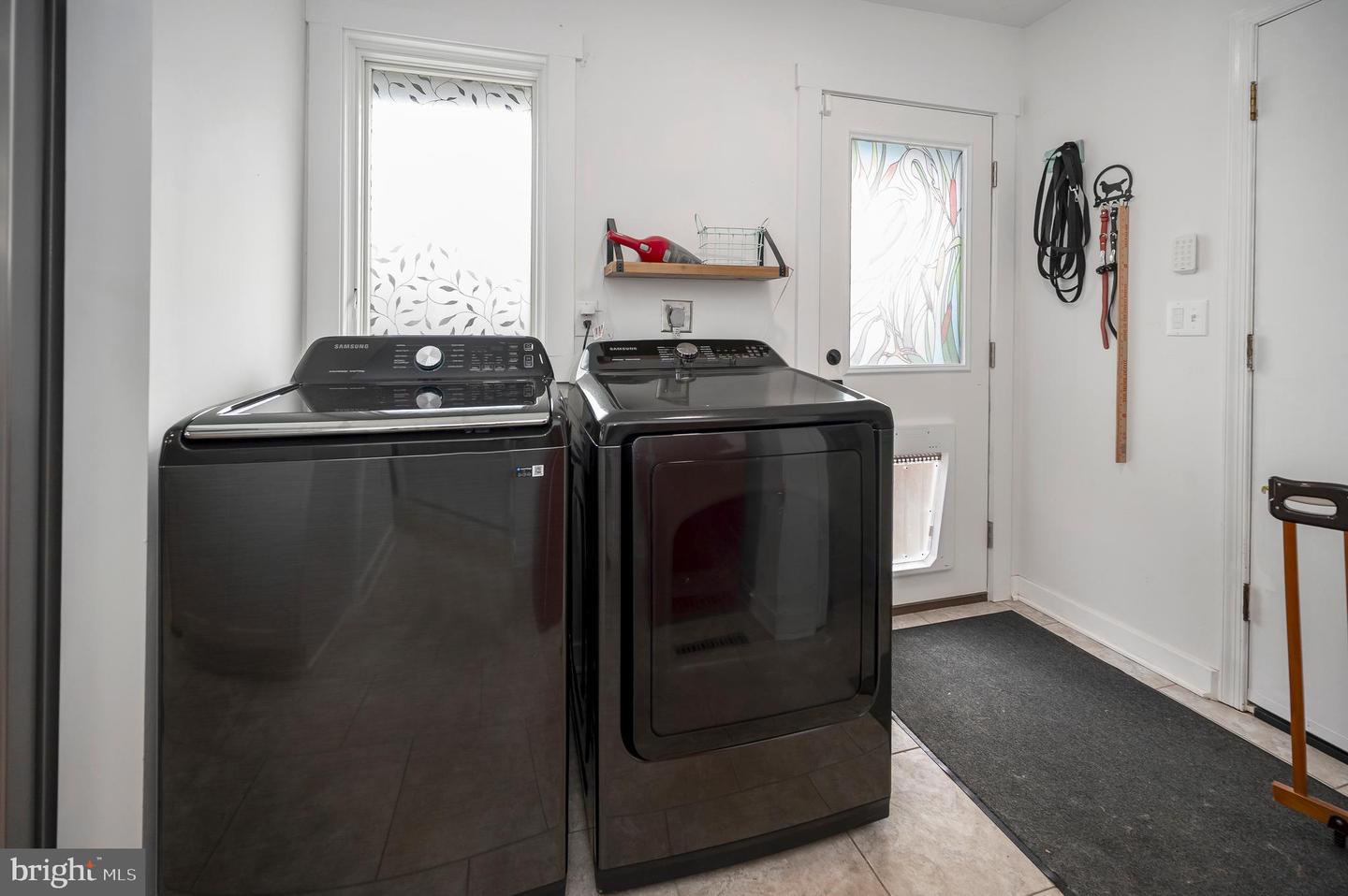 221 WAKEFIELD DR, LOCUST GROVE, Virginia 22508, 5 Bedrooms Bedrooms, 13 Rooms Rooms,3 BathroomsBathrooms,Residential,For sale,221 WAKEFIELD DR,VAOR2013346 MLS # VAOR2013346