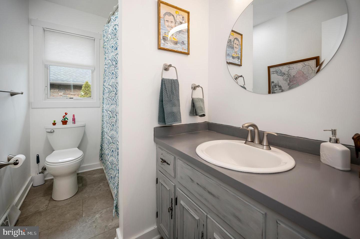 221 WAKEFIELD DR, LOCUST GROVE, Virginia 22508, 5 Bedrooms Bedrooms, 13 Rooms Rooms,3 BathroomsBathrooms,Residential,For sale,221 WAKEFIELD DR,VAOR2013346 MLS # VAOR2013346