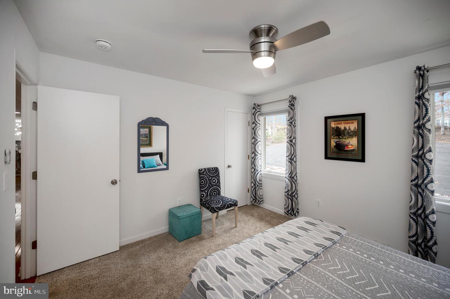 221 WAKEFIELD DR, LOCUST GROVE, Virginia 22508, 5 Bedrooms Bedrooms, 13 Rooms Rooms,3 BathroomsBathrooms,Residential,For sale,221 WAKEFIELD DR,VAOR2013346 MLS # VAOR2013346