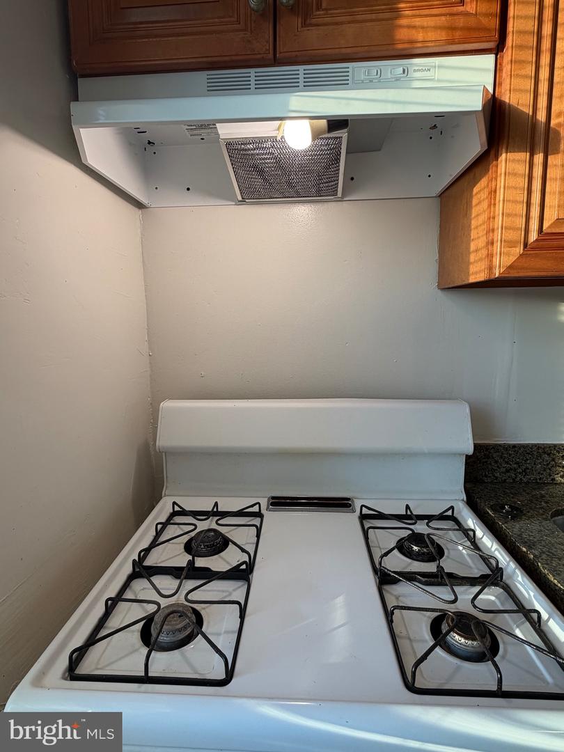 818 DIVISION AVE NE, WASHINGTON, District Of Columbia 20019, 2 Bedrooms Bedrooms, ,1 BathroomBathrooms,Residential,For sale,818 DIVISION AVE NE,DCDC2247514 MLS # DCDC2247514