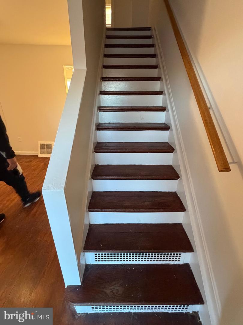 818 DIVISION AVE NE, WASHINGTON, District Of Columbia 20019, 2 Bedrooms Bedrooms, ,1 BathroomBathrooms,Residential,For sale,818 DIVISION AVE NE,DCDC2247514 MLS # DCDC2247514