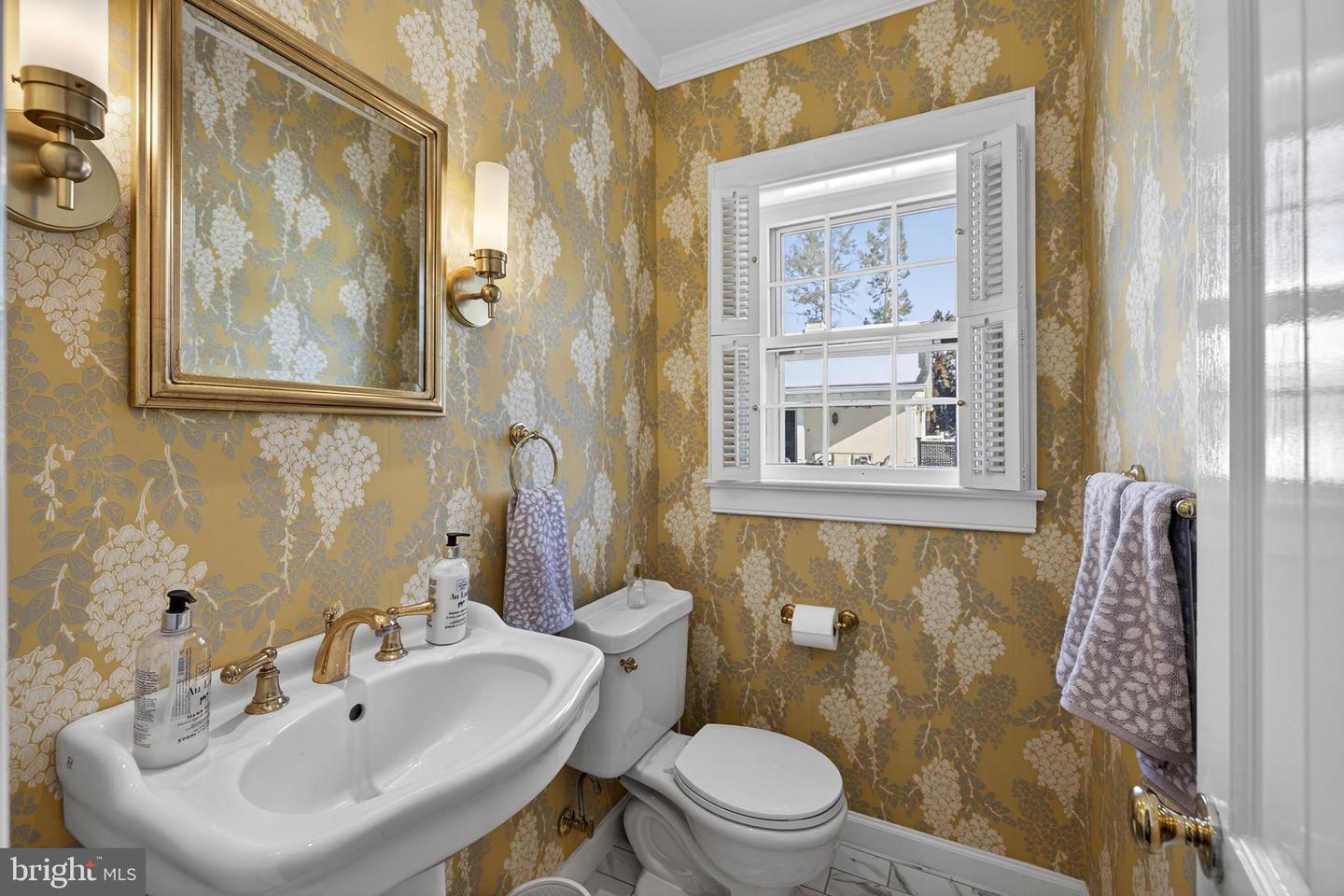 100 COUNTRY CLUB CIR, WINCHESTER, Virginia 22602, 5 Bedrooms Bedrooms, ,4 BathroomsBathrooms,Residential,For sale,100 COUNTRY CLUB CIR,VAFV2039762 MLS # VAFV2039762