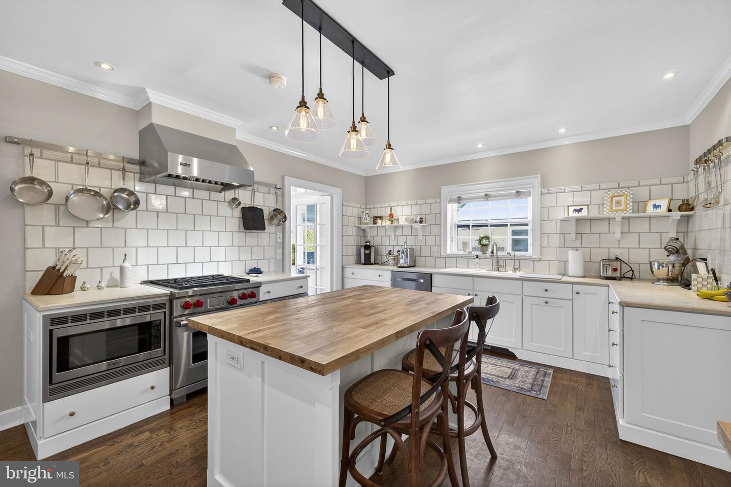 100 COUNTRY CLUB CIR, WINCHESTER, Virginia 22602, 5 Bedrooms Bedrooms, ,4 BathroomsBathrooms,Residential,For sale,100 COUNTRY CLUB CIR,VAFV2039762 MLS # VAFV2039762