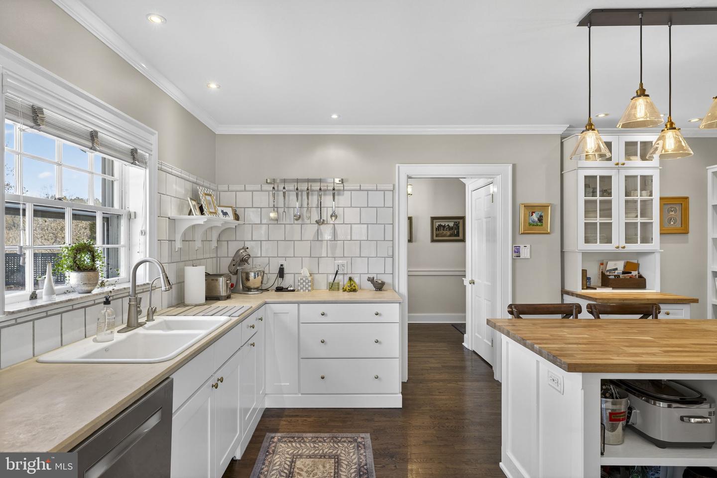 100 COUNTRY CLUB CIR, WINCHESTER, Virginia 22602, 5 Bedrooms Bedrooms, ,4 BathroomsBathrooms,Residential,For sale,100 COUNTRY CLUB CIR,VAFV2039762 MLS # VAFV2039762