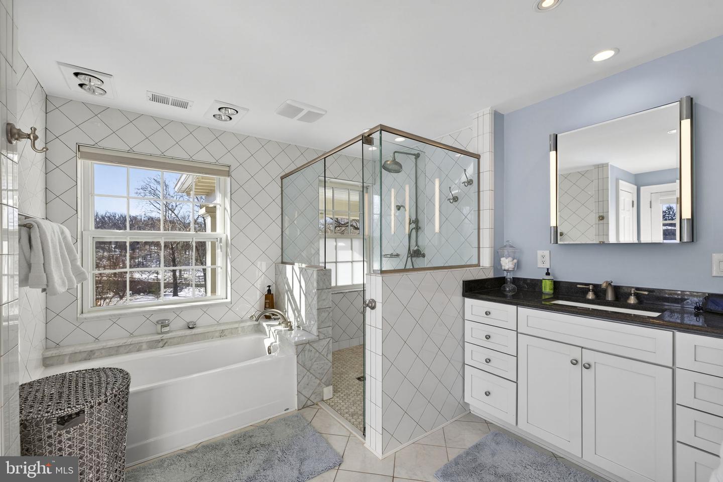 100 COUNTRY CLUB CIR, WINCHESTER, Virginia 22602, 5 Bedrooms Bedrooms, ,4 BathroomsBathrooms,Residential,For sale,100 COUNTRY CLUB CIR,VAFV2039762 MLS # VAFV2039762