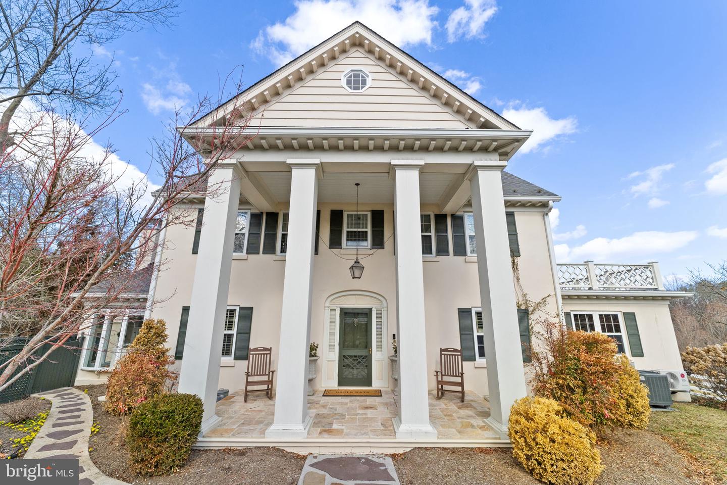 100 COUNTRY CLUB CIR, WINCHESTER, Virginia 22602, 5 Bedrooms Bedrooms, ,4 BathroomsBathrooms,Residential,For sale,100 COUNTRY CLUB CIR,VAFV2039762 MLS # VAFV2039762