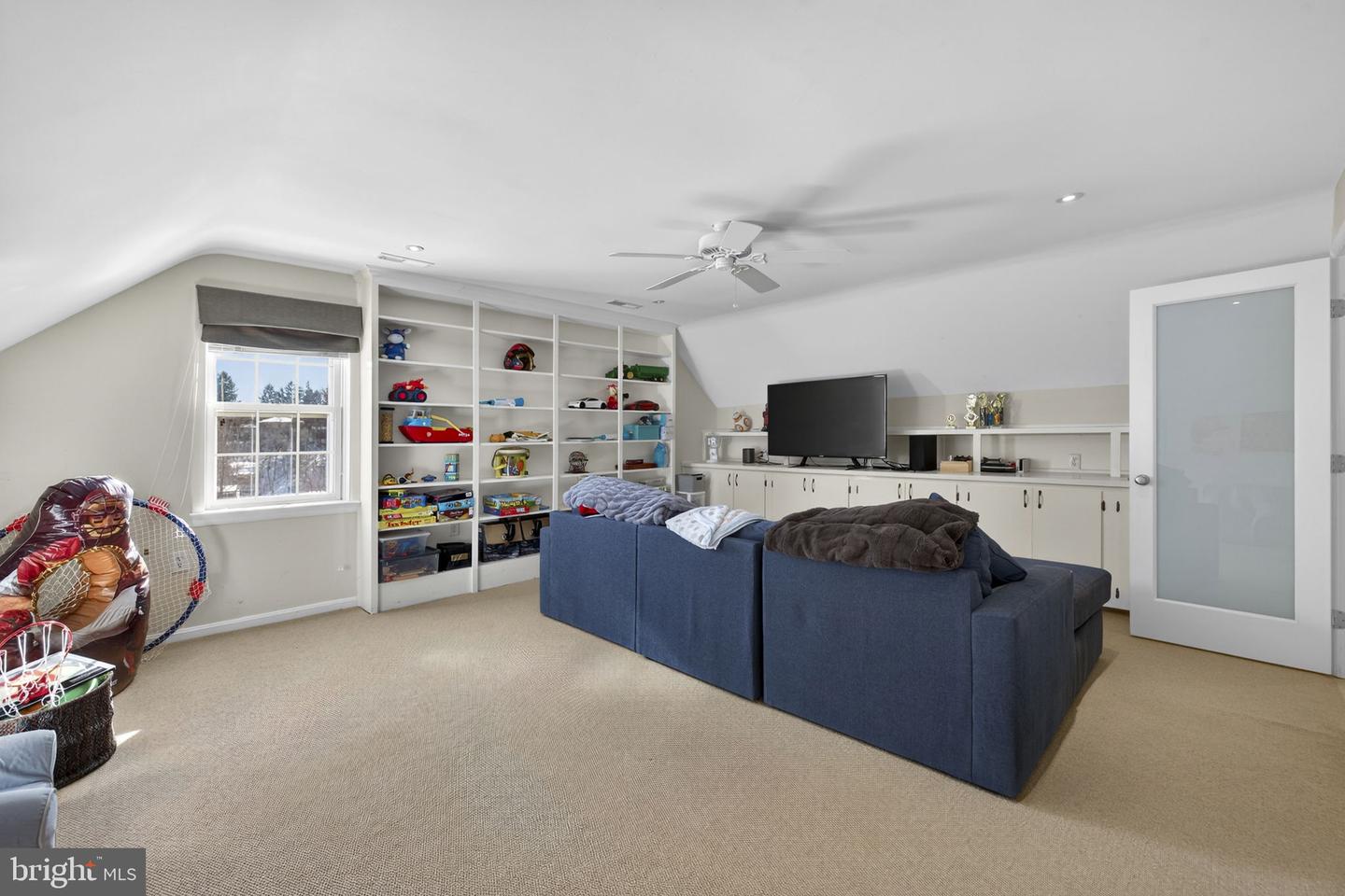 100 COUNTRY CLUB CIR, WINCHESTER, Virginia 22602, 5 Bedrooms Bedrooms, ,4 BathroomsBathrooms,Residential,For sale,100 COUNTRY CLUB CIR,VAFV2039762 MLS # VAFV2039762