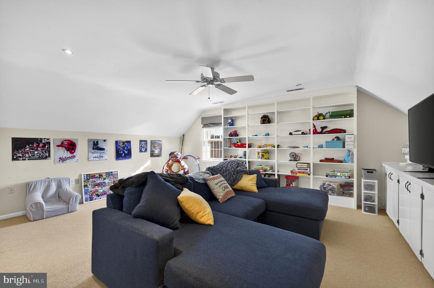 100 COUNTRY CLUB CIR, WINCHESTER, Virginia 22602, 5 Bedrooms Bedrooms, ,4 BathroomsBathrooms,Residential,For sale,100 COUNTRY CLUB CIR,VAFV2039762 MLS # VAFV2039762