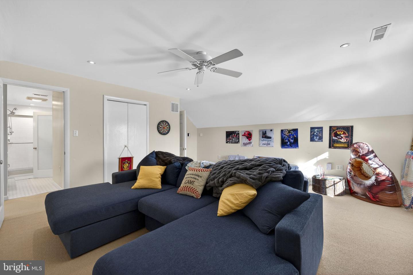 100 COUNTRY CLUB CIR, WINCHESTER, Virginia 22602, 5 Bedrooms Bedrooms, ,4 BathroomsBathrooms,Residential,For sale,100 COUNTRY CLUB CIR,VAFV2039762 MLS # VAFV2039762