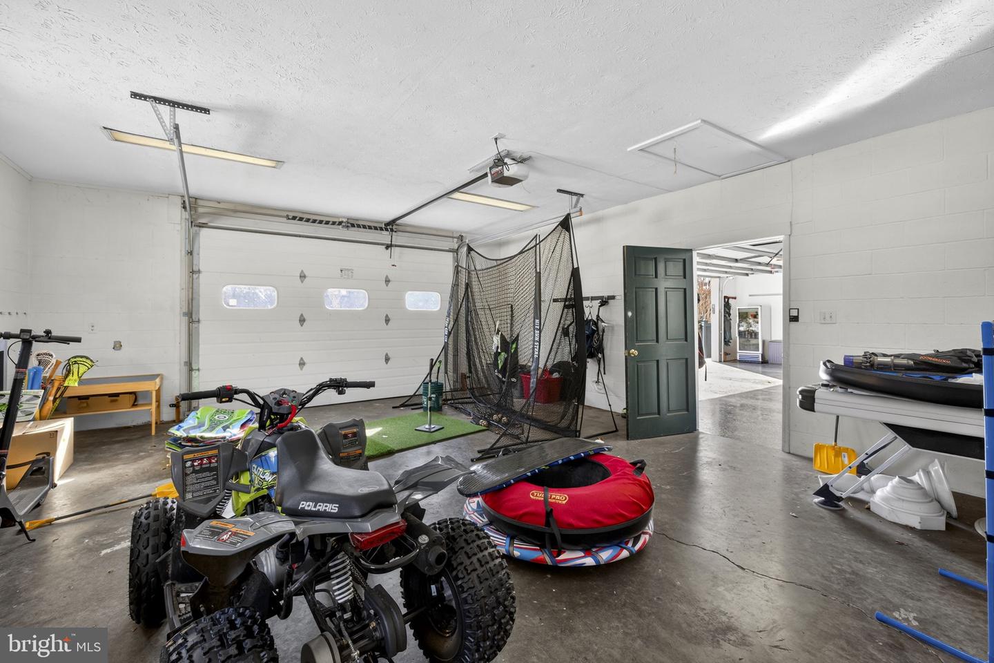 100 COUNTRY CLUB CIR, WINCHESTER, Virginia 22602, 5 Bedrooms Bedrooms, ,4 BathroomsBathrooms,Residential,For sale,100 COUNTRY CLUB CIR,VAFV2039762 MLS # VAFV2039762