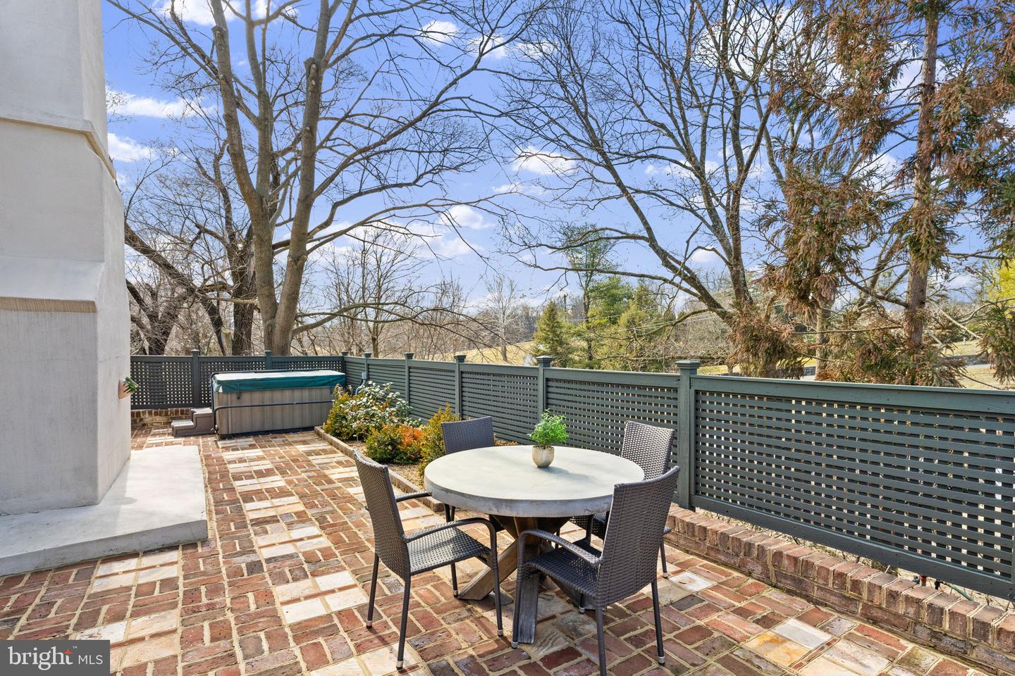 100 COUNTRY CLUB CIR, WINCHESTER, Virginia 22602, 5 Bedrooms Bedrooms, ,4 BathroomsBathrooms,Residential,For sale,100 COUNTRY CLUB CIR,VAFV2039762 MLS # VAFV2039762