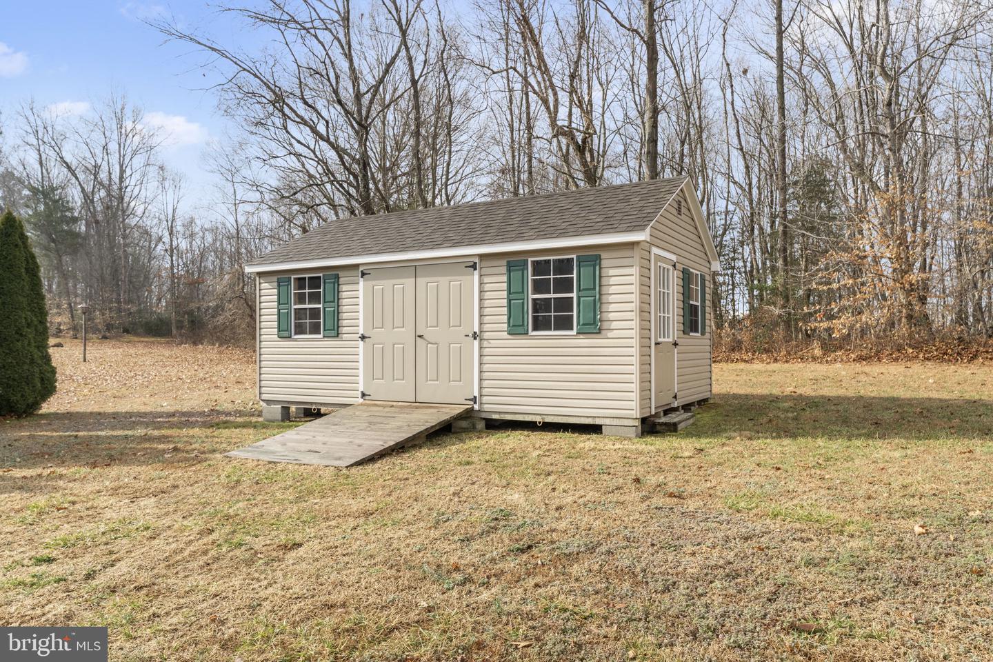 388 BERRY RIDGE RD, TAPPAHANNOCK, Virginia 22560, 3 Bedrooms Bedrooms, 5 Rooms Rooms,2 BathroomsBathrooms,Residential,For sale,388 BERRY RIDGE RD,VAES2002114 MLS # VAES2002114