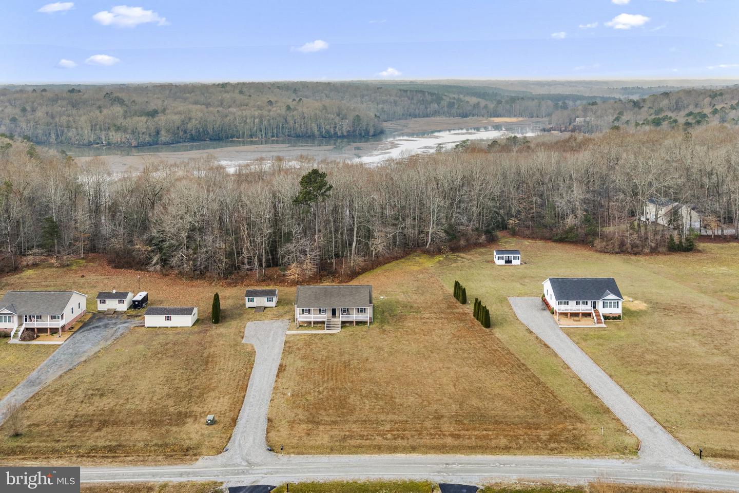 388 BERRY RIDGE RD, TAPPAHANNOCK, Virginia 22560, 3 Bedrooms Bedrooms, 5 Rooms Rooms,2 BathroomsBathrooms,Residential,For sale,388 BERRY RIDGE RD,VAES2002114 MLS # VAES2002114