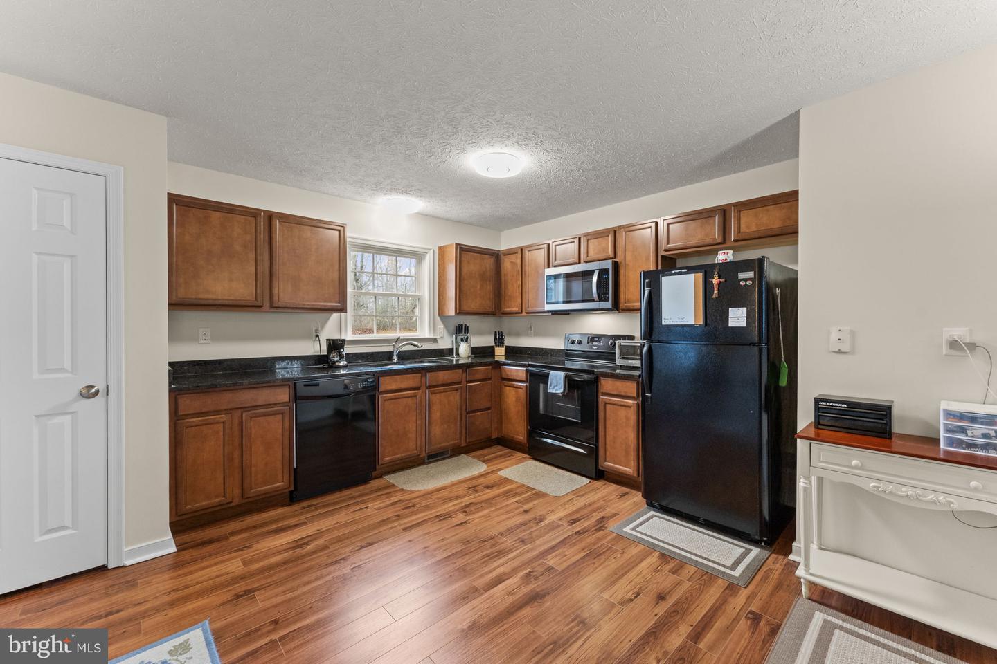 388 BERRY RIDGE RD, TAPPAHANNOCK, Virginia 22560, 3 Bedrooms Bedrooms, 5 Rooms Rooms,2 BathroomsBathrooms,Residential,For sale,388 BERRY RIDGE RD,VAES2002114 MLS # VAES2002114