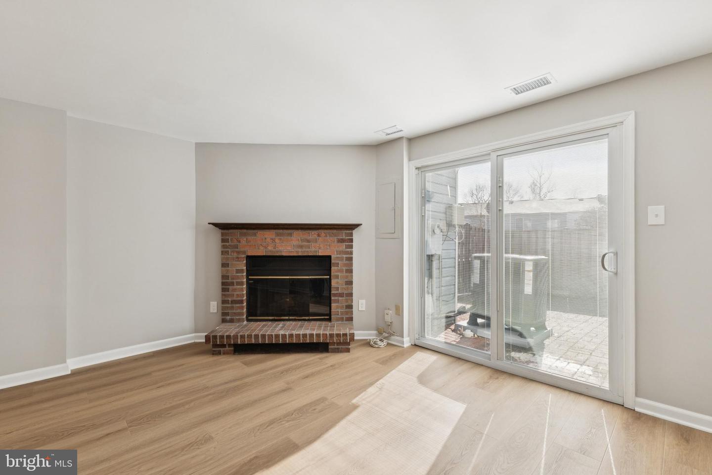 8545 BLUE ROCK LN, LORTON, Virginia 22079, 2 Bedrooms Bedrooms, ,1 BathroomBathrooms,Residential,For sale,8545 BLUE ROCK LN,VAFX2292762 MLS # VAFX2292762