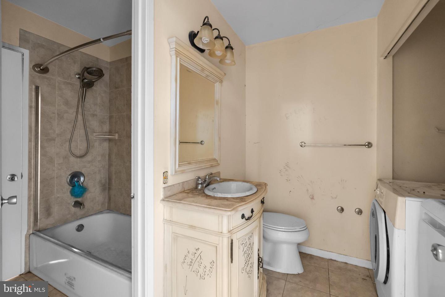 11308 GEDDYS CT, RESTON, Virginia 20191, 3 Bedrooms Bedrooms, ,1 BathroomBathrooms,Residential,For sale,11308 GEDDYS CT,VAFX2292854 MLS # VAFX2292854 11308 GEDDYS CT, RESTON, Virginia 20191, 3 Bedrooms Bedrooms, ,1 BathroomBathrooms,Residential,For sale,11308 GEDDYS CT,VAFX2292854 MLS # VAFX2292854