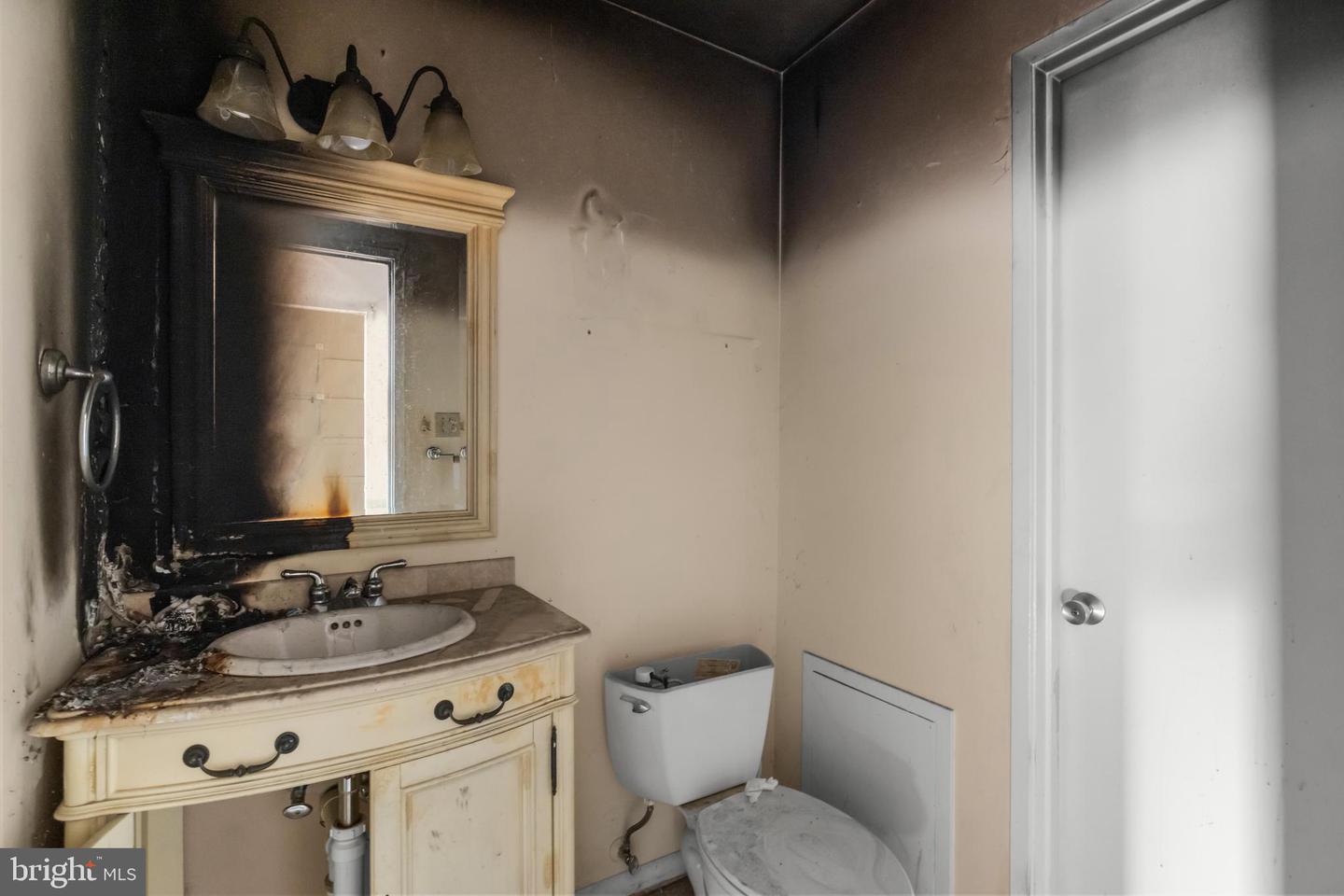 11308 GEDDYS CT, RESTON, Virginia 20191, 3 Bedrooms Bedrooms, ,1 BathroomBathrooms,Residential,For sale,11308 GEDDYS CT,VAFX2292854 MLS # VAFX2292854 11308 GEDDYS CT, RESTON, Virginia 20191, 3 Bedrooms Bedrooms, ,1 BathroomBathrooms,Residential,For sale,11308 GEDDYS CT,VAFX2292854 MLS # VAFX2292854