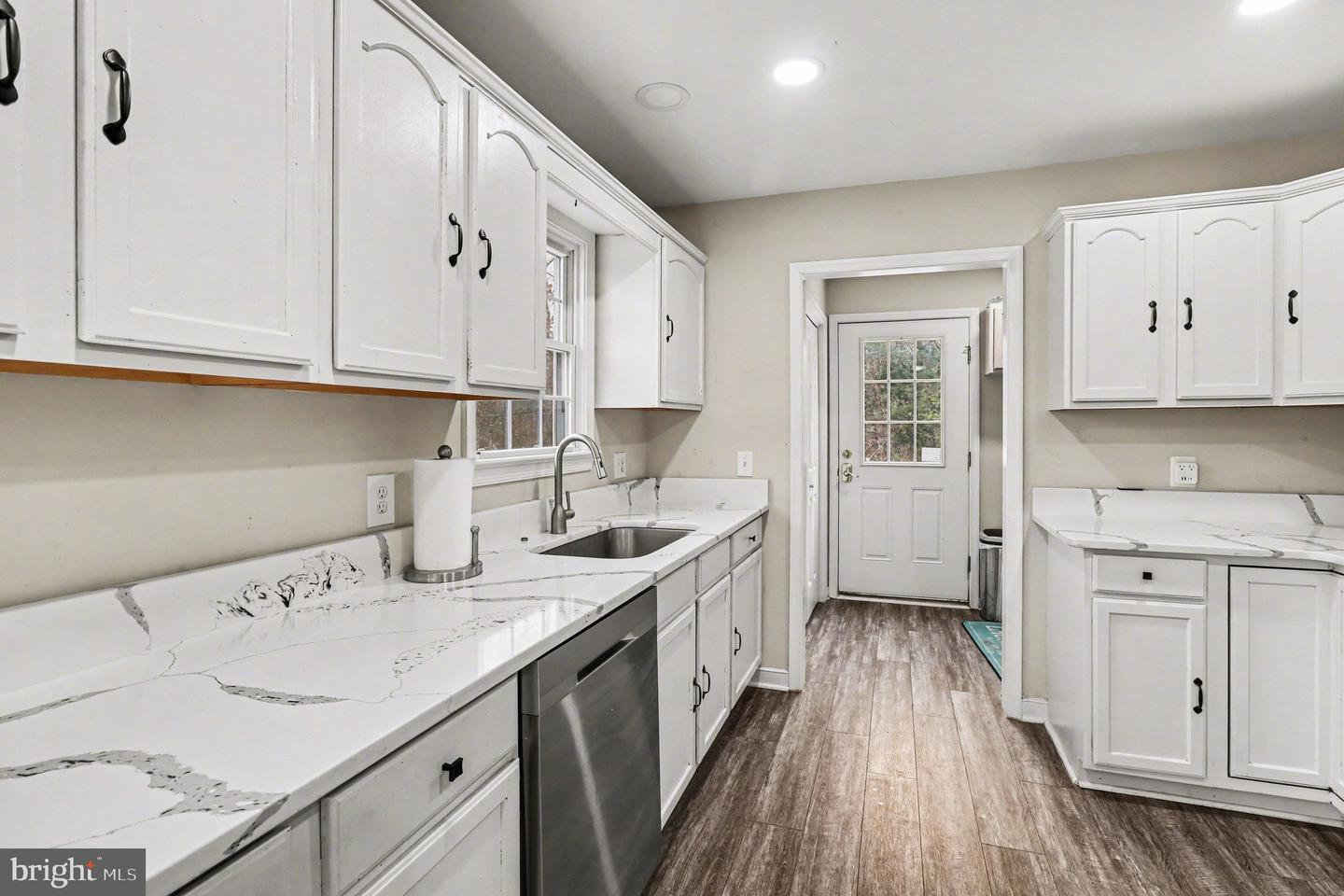 2225 PARTLOW RD, BEAVERDAM, Virginia 23015, 3 Bedrooms Bedrooms, 5 Rooms Rooms,2 BathroomsBathrooms,Residential,For sale,2225 PARTLOW RD,VASP2039606 MLS # VASP2039606