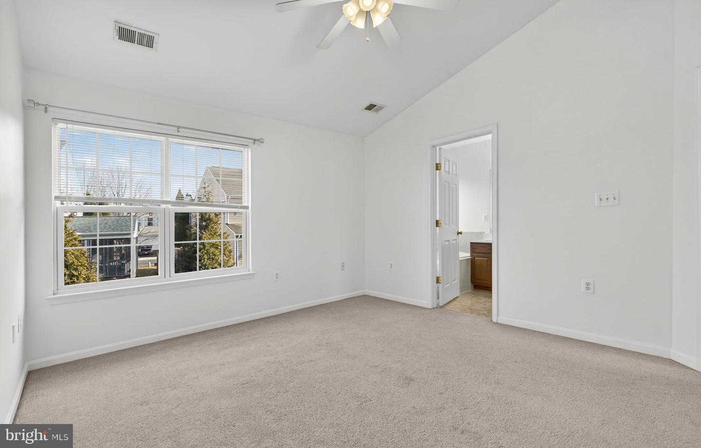 1057 LAKE PELHAM DRIVE, CULPEPER, Virginia 22701, 3 Bedrooms Bedrooms, ,2 BathroomsBathrooms,Residential,For sale,1057 LAKE PELHAM DRIVE,VACU2012780 MLS # VACU2012780