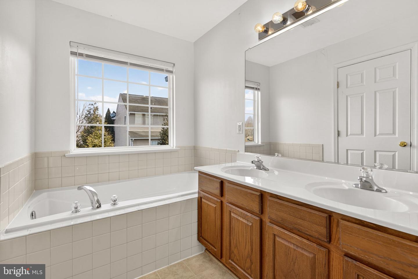 1057 LAKE PELHAM DRIVE, CULPEPER, Virginia 22701, 3 Bedrooms Bedrooms, ,2 BathroomsBathrooms,Residential,For sale,1057 LAKE PELHAM DRIVE,VACU2012780 MLS # VACU2012780