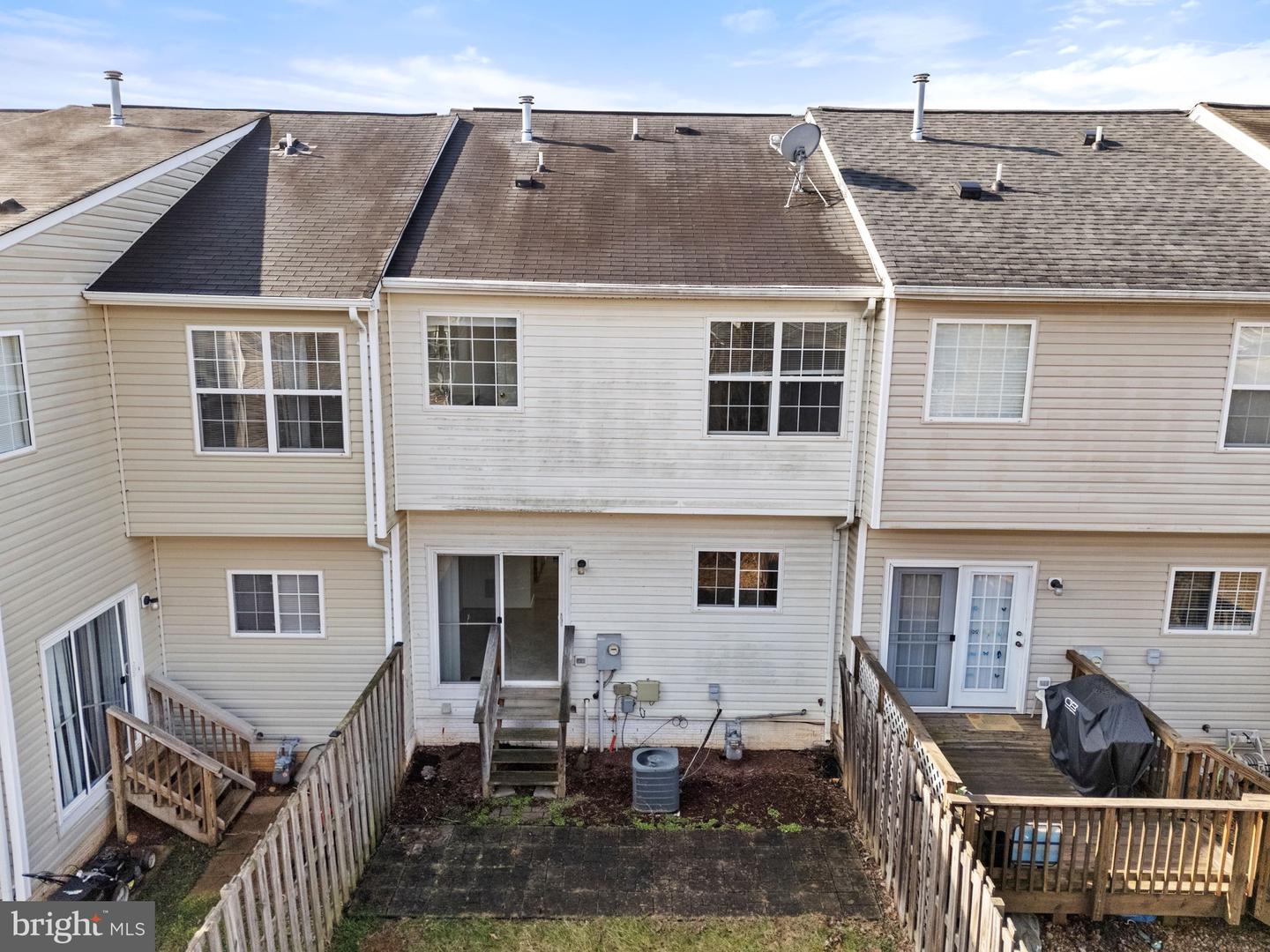 1057 LAKE PELHAM DRIVE, CULPEPER, Virginia 22701, 3 Bedrooms Bedrooms, ,2 BathroomsBathrooms,Residential,For sale,1057 LAKE PELHAM DRIVE,VACU2012780 MLS # VACU2012780