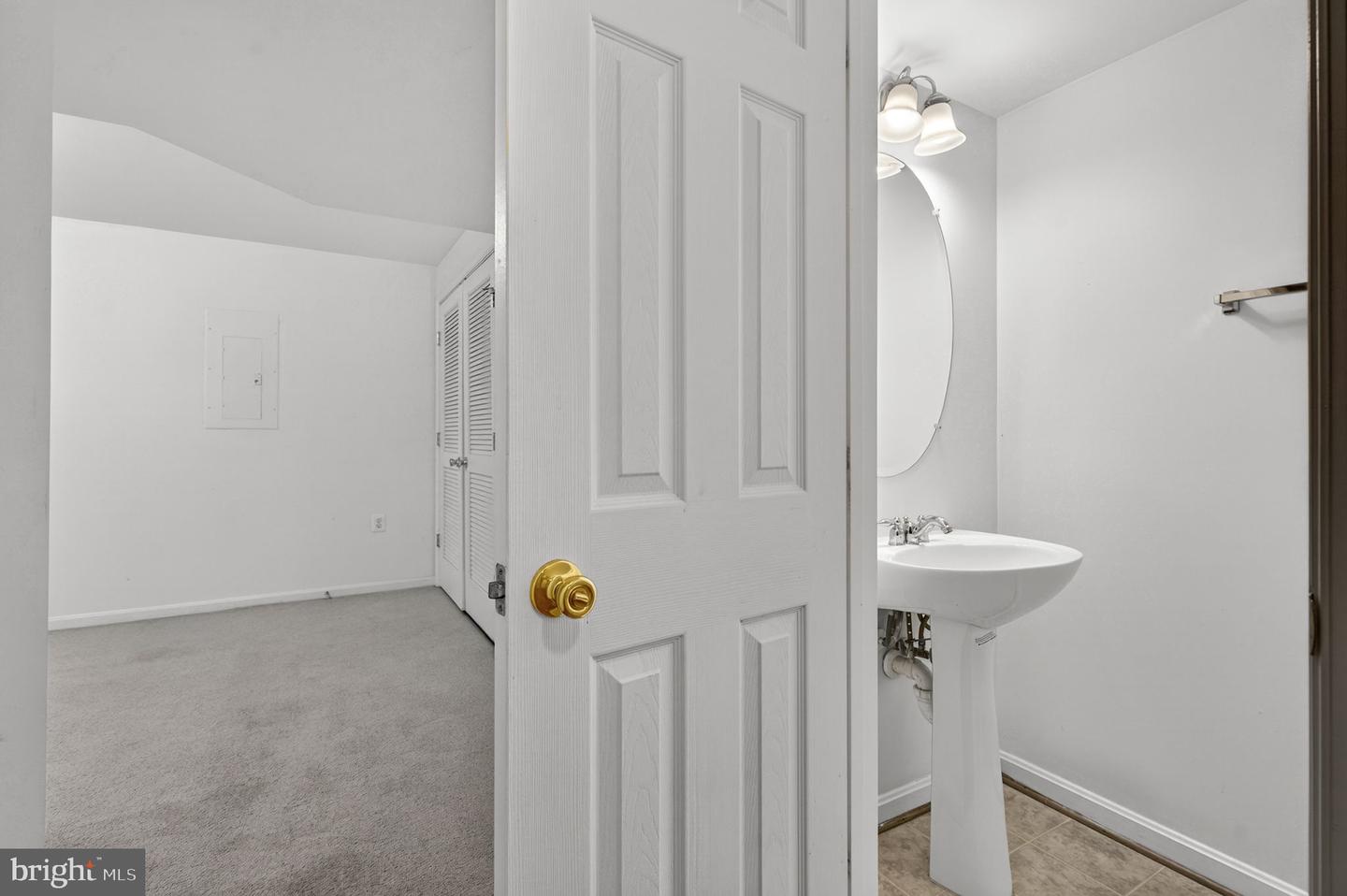 1057 LAKE PELHAM DRIVE, CULPEPER, Virginia 22701, 3 Bedrooms Bedrooms, ,2 BathroomsBathrooms,Residential,For sale,1057 LAKE PELHAM DRIVE,VACU2012780 MLS # VACU2012780