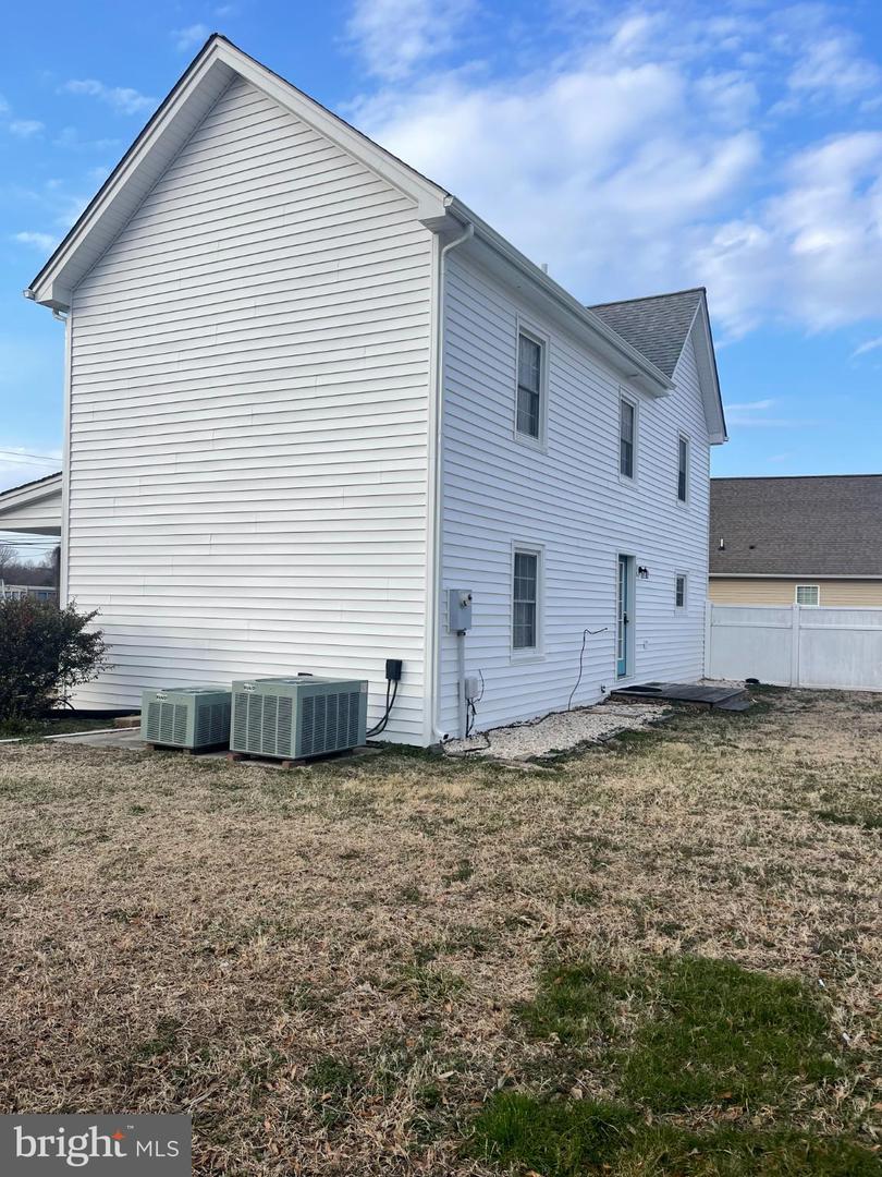 33 CROOKHORN RD, MONTROSS, Virginia 22520, 2 Bedrooms Bedrooms, 5 Rooms Rooms,1 BathroomBathrooms,Residential,For sale,33 CROOKHORN RD,VAWE2010568 MLS # VAWE2010568