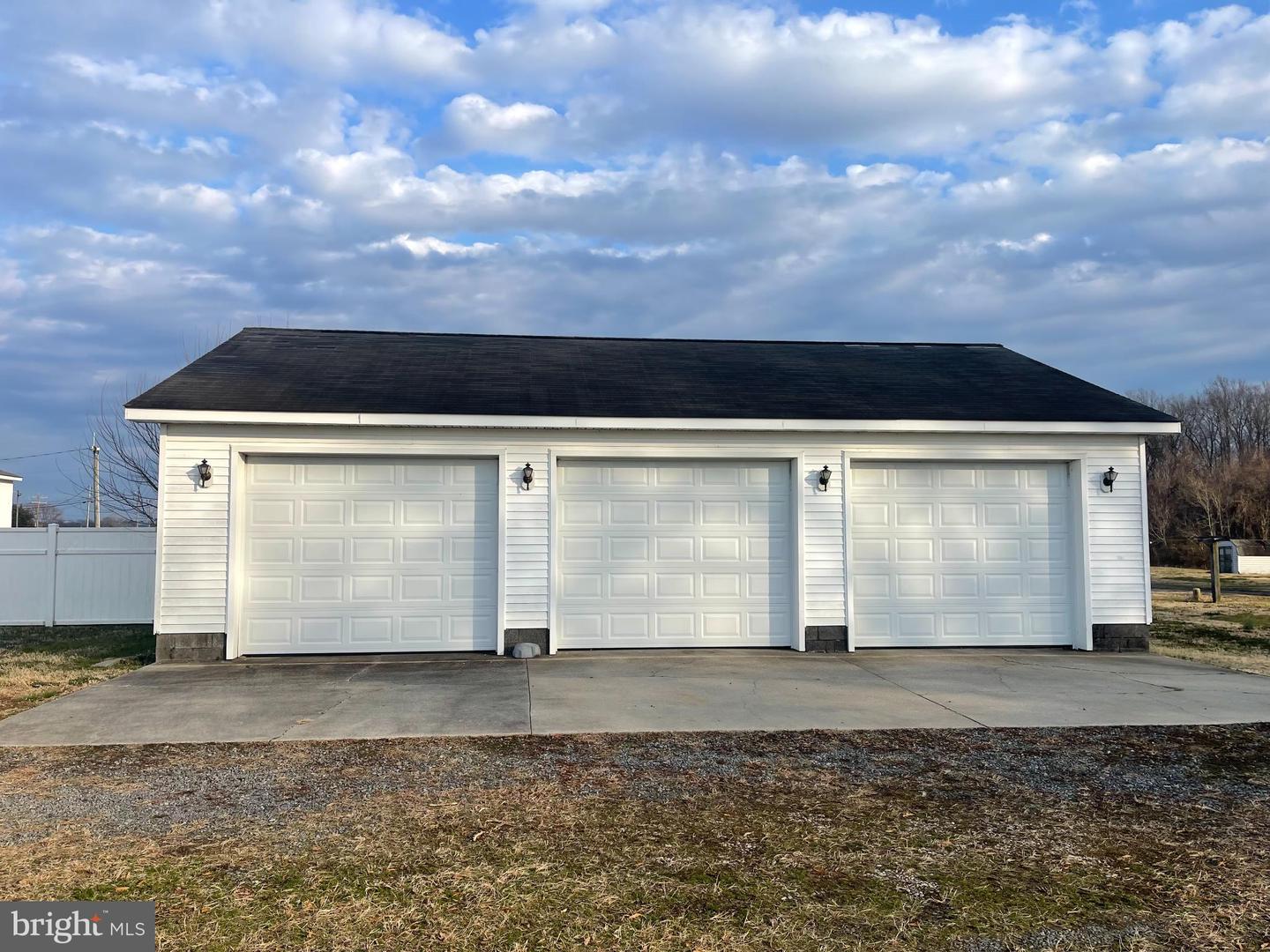 33 CROOKHORN RD, MONTROSS, Virginia 22520, 2 Bedrooms Bedrooms, 5 Rooms Rooms,1 BathroomBathrooms,Residential,For sale,33 CROOKHORN RD,VAWE2010568 MLS # VAWE2010568